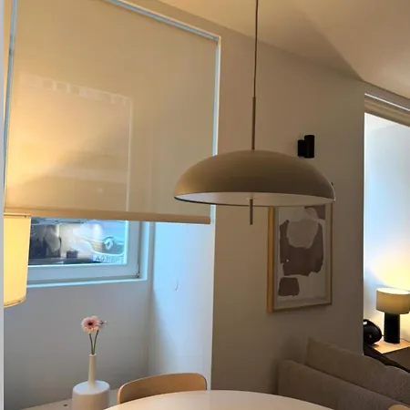 Elegant T2 Next To Av Liberdade 리스본